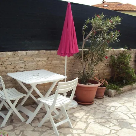 With A Parking Space - 6985 *