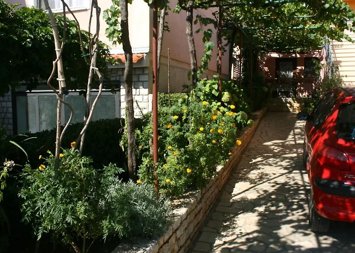 With A Parking Space - 6985 Apartman